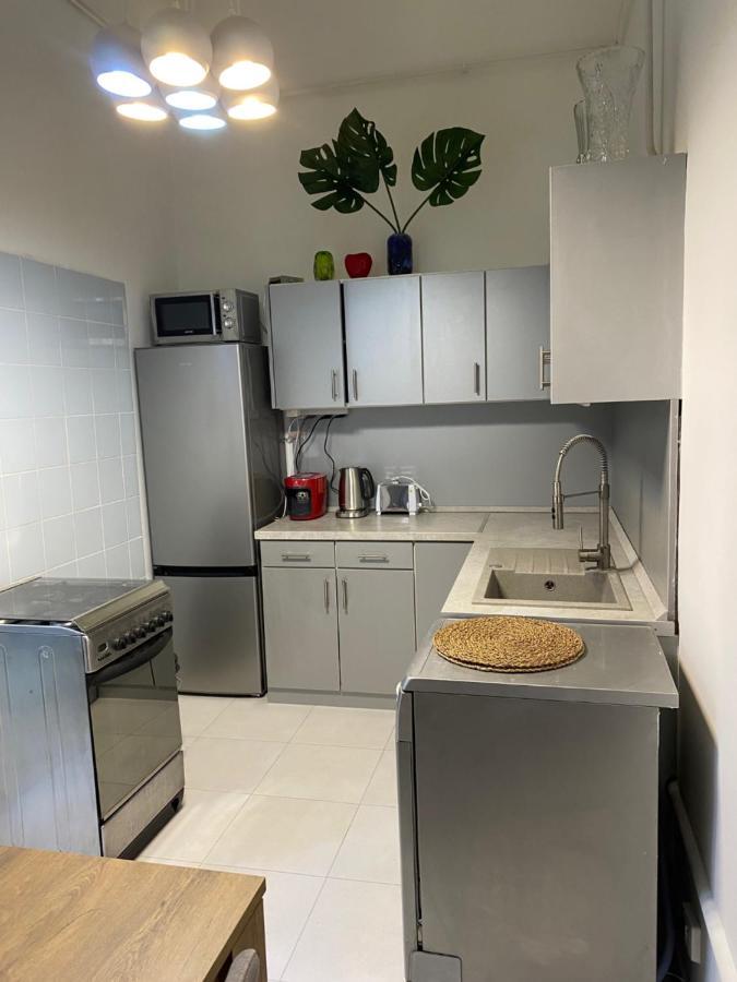Allomas Apartman บูดาเปสต์ ภายนอก รูปภาพ