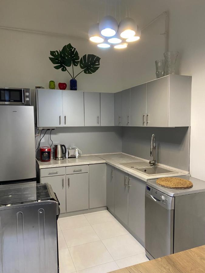 Allomas Apartman บูดาเปสต์ ภายนอก รูปภาพ